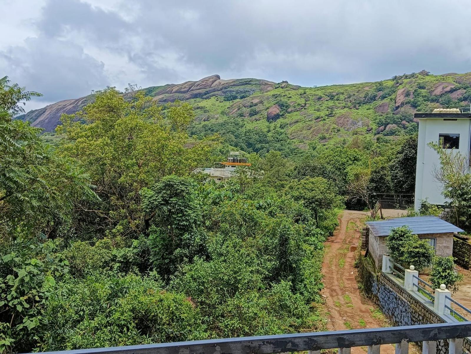 Sharon Valley Vagamon Dış mekan fotoğraf
